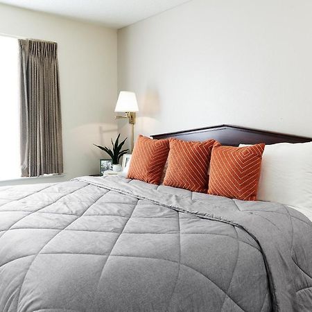 Intown Suites Extended Stay Atlanta Ga - Gwinnett Place Дулут Экстерьер фото